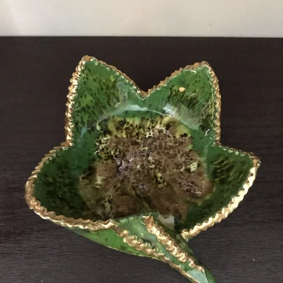 Italian Pottery Gold Painted Bowl - Picture 1 of 7